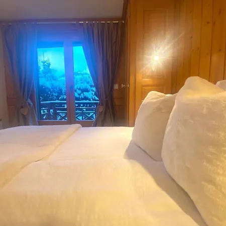 Apartment Sanctuary- Panoramic Views-ensuite-spa-gym *